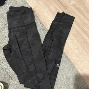 Camo lululemon leggings!